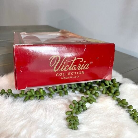 Vintage Christmas Glittery Red Ornaments Lot of 5 Holiday Decor Gift Idea - Picture 5 of 7